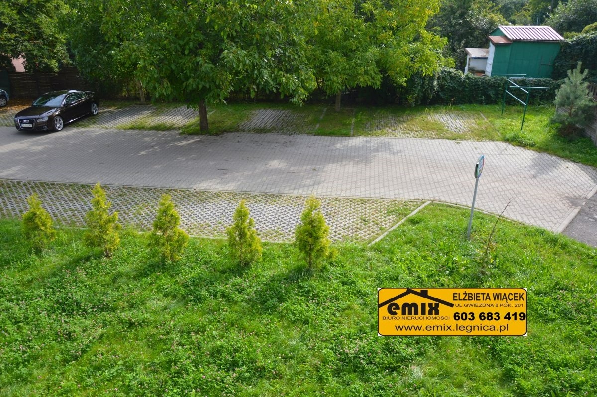 2 pokoje, I piętro, piwnica, miejsce parkingowe - od zaraz - 20
