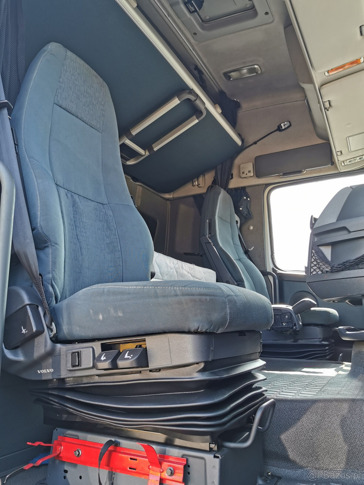 Sprzedaję ciągnik siodłowy VOLVO FH 13.460 42T EEV - 20