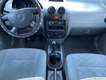 Daewoo Kalos - 20