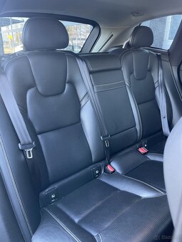 Volvo XC60 II • 2017 • Inscription • Salon Polska • Bezwypad - 20