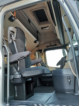 Sprzedam ciągnik siodłowy MERCEDES-BENZ ACTROS 1848 EURO 6 - 20