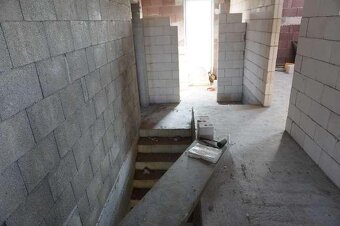 Nieruchomość gruntowa z domem w trakcie realizacji - 20