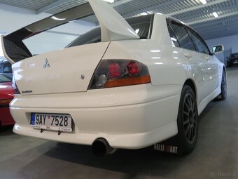 Mitsubishi Lancer Evolution VIII MR FQ 320 - 20