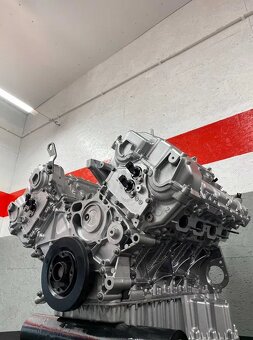 BMW N63B44 550i F01 F06 F12 G30 G11 Generálna oprava motora - 2