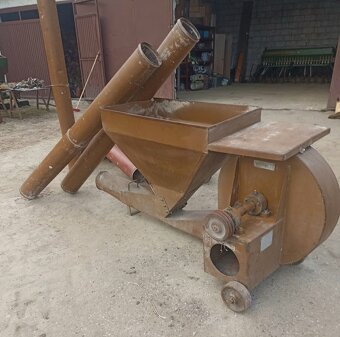 Dmuchawa do zboża polska z rurami - 2