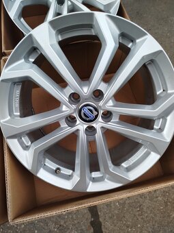 A106# Alufelgi 18" 5x108 et42,5 8J Volvo Ford - 2