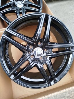 A104# Alufelgi 17" 5x112 et36 7,5J Vw Audi Skoda Seat Merce - 2