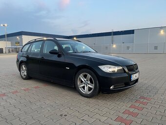 BMW E91 2.0 - 2