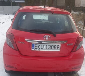 sprzedam zadbaną toyota yaris 1,3 - 2