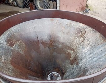 Rozsiewacz nawozów polski lejek z nadstawką - 2