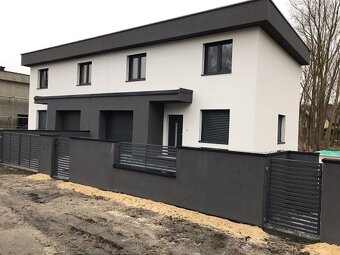 Dom w zabud. bliźniaczej o pow. 111 m2, działka 280m2, stan - 2
