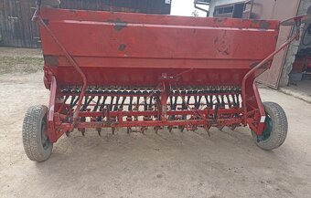 Siewnik zbożowy Unia Famarol S025/3 - 2