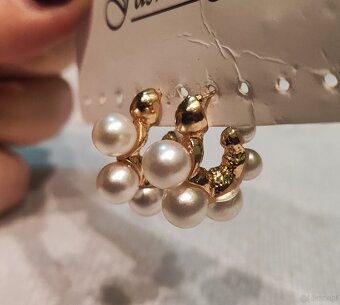 Kolczyki małe koła z perełkami - 2