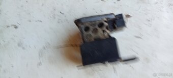 Opornica nadmuchu powietrza Mercedes - 2