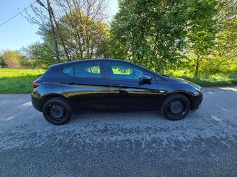 Opel astra K 2016 rok - 2