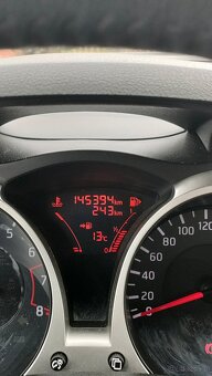 Sprzedam Nissana Juke 1,6 ,117KM rok 2013 - 2