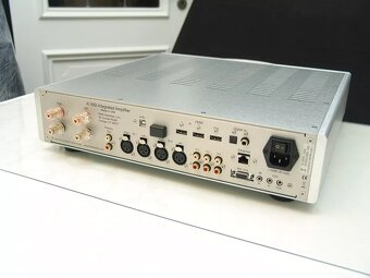 Krell K-300i ( Price : 3000 EUR ) - 2