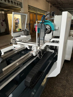 tokarka klowaTOS Trenčín, typ SN 63 - 2000 - 2