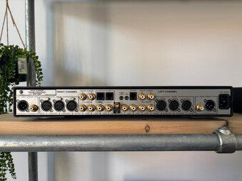 Mark Levinson 320S ( Price : 2000 EUR ) - 2