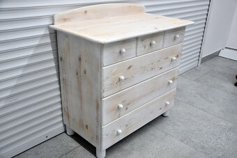 komoda z drewna sosnowego - jak nowa - 2