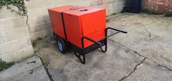 Pramac P11000 10 kVA 9,7 kW wyciszony generator diesla - 2