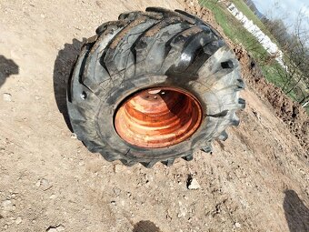 Koło z felgą 530-610 - 2