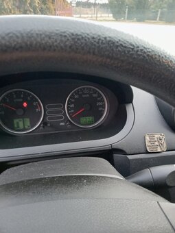 Ford Fiesta 2005 benzyna 1.4 przebiet 140 tyś - 2