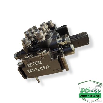Rozdzielacz hydrauliczny Zetor Forterra – po renowacji, oryg - 2