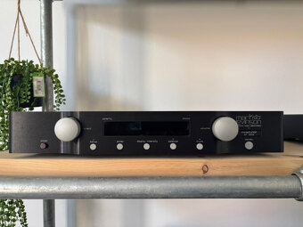Mark Levinson 320S - 2