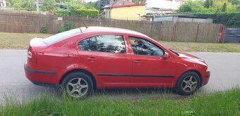 Octavia 1.6 mpi 2005 r 132tyś km - 2