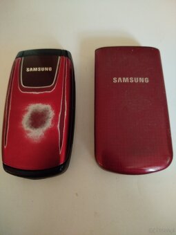 Telefony z klapką - 2