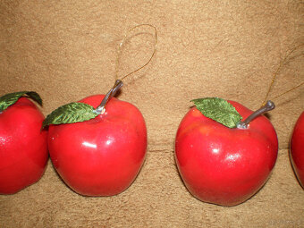 Zestaw 6 używanych, ale w dobrym stanie, bombek choinkowych - 2