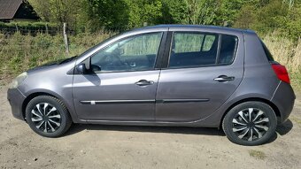 Sprzedam renault clio 3 1.6 - 2