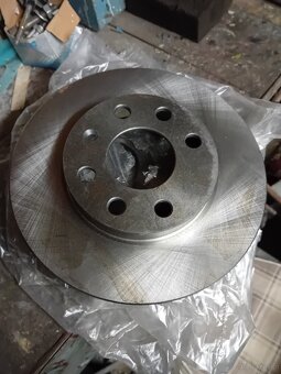 Tarcze hamulcowe Opel Corsa - 2