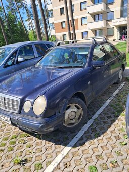 Mercedes E 200 W 210 - 2