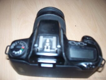 CANON EOS 3000 - 2