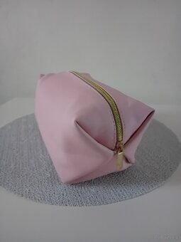 Kosmetyczka - 2