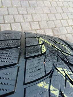 Imperial Snowdragon UHP 245/35 R20 95V XL 3PMSF zima 1 sztu - 2