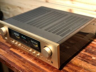 Accuphase E-270 - (Price: 2000 EUR) - 2