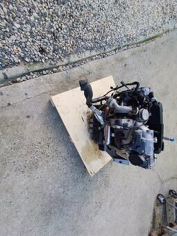 Silnik 2,0 tdi 103kw BMP kompletny - 2