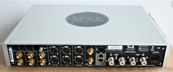 T+A PA 2000R ----- Price: 1900 EUR - 2