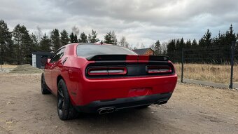 Dodge Challenger R/T Plus - 2