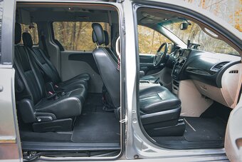 Chrysler Town & Country 3.6 Touring  Benzyna+LPG - 2