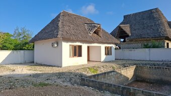Sprzedaję niedokończony dom na wyspie Zanzibar, w wiosce Uro - 2