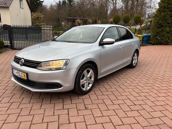 VW Jetta 2012 rok Bogata wersja - 2