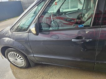 Ford galaxy 2010 - 2