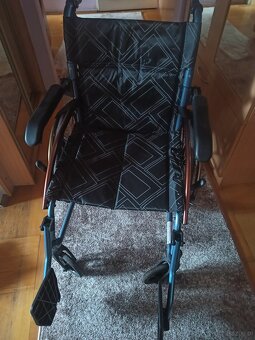 Składany wózek inwalidzki - 2