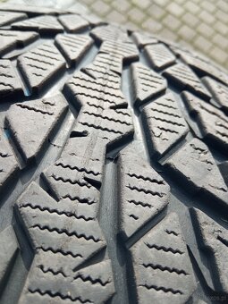 opony NOKIAN NR D4 215/60/16 r 99 HXL bieżnik ok 7 mm nie na - 2
