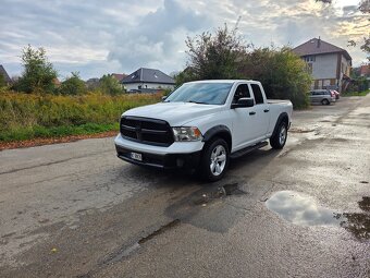 Dodge ram 1500 4x4 5.7 hemi LPG 2016r. - 2
