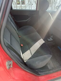 Ford Focus 1.6 - 2